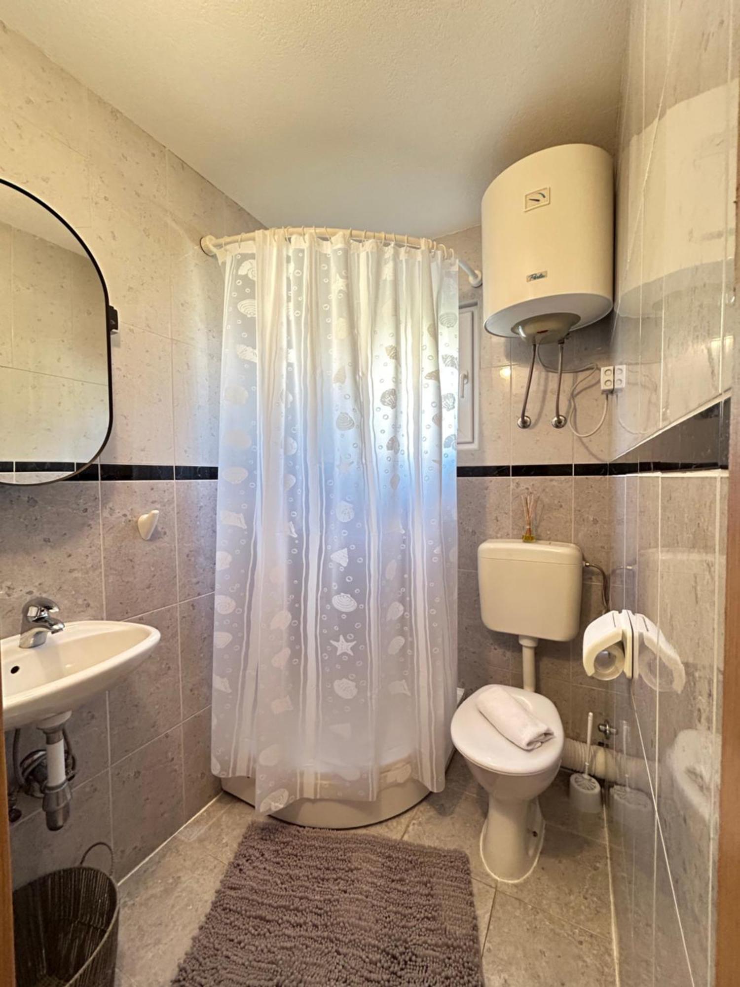 The Blue House Apartment กราดัซ ภายนอก รูปภาพ